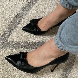 Marc Fischer classic black bow leather hills